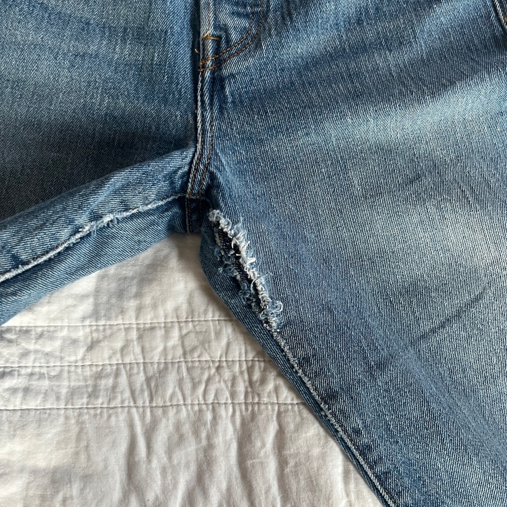 Vintage Levi’s White Oak Cone Denim Skinny Straight Cut - Picture 3 of 6